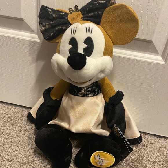 Disney Other - Main Street Minnie Plush Collection 2/12